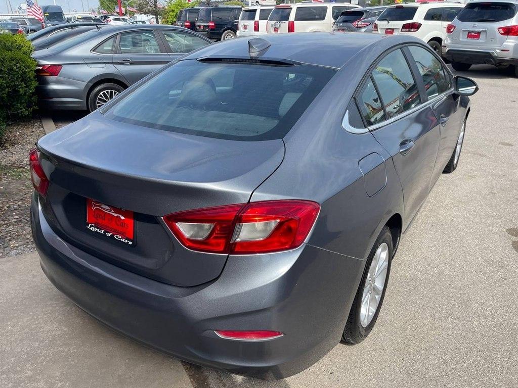 Chevrolet Cruze 4dr Sdn LT 2019