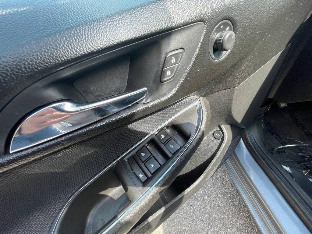 Chevrolet Cruze 4dr Sdn LT 2019