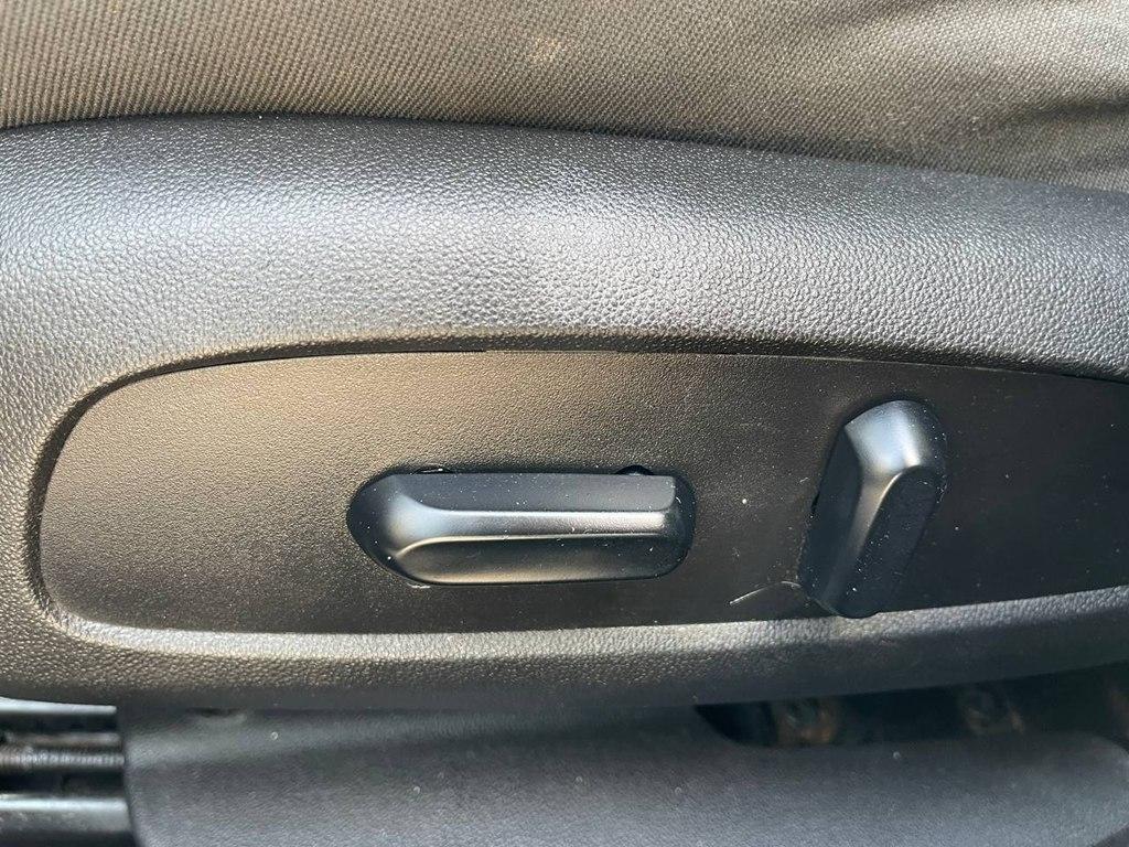 Chevrolet Cruze 4dr Sdn LT 2019
