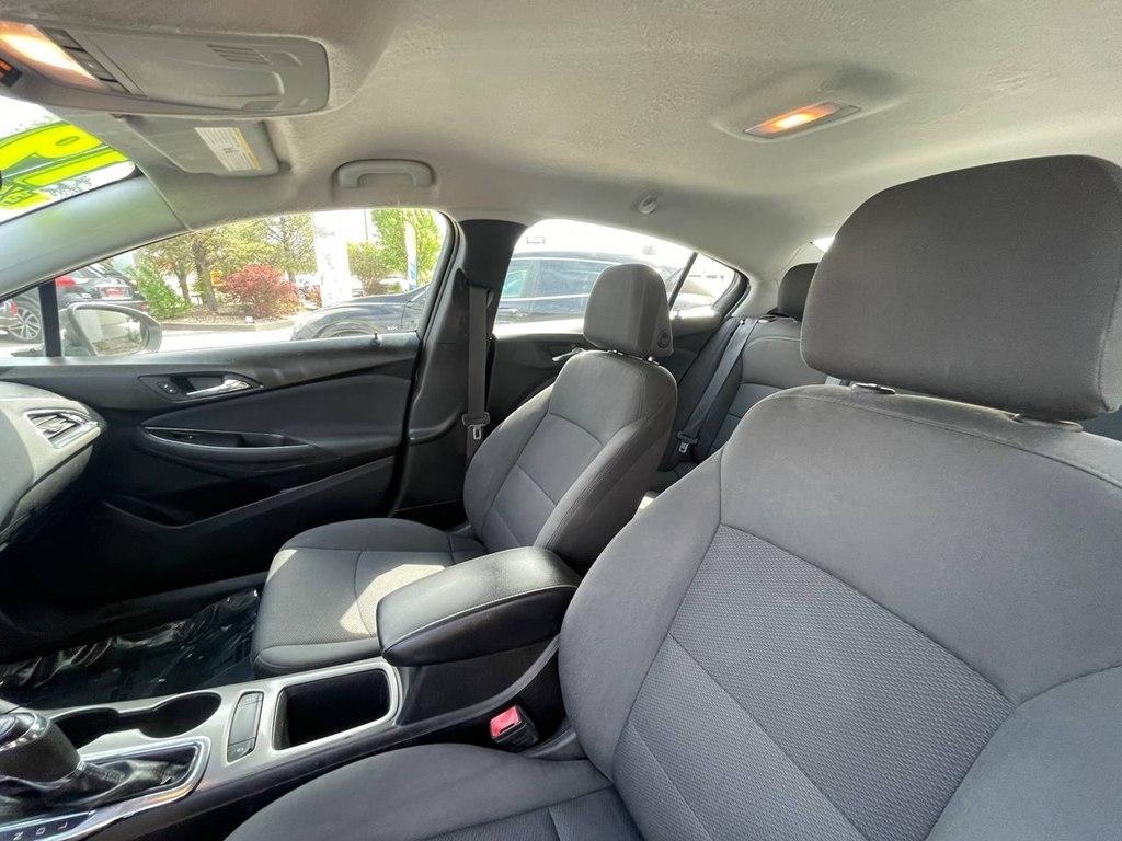 Chevrolet Cruze 4dr Sdn LT 2019