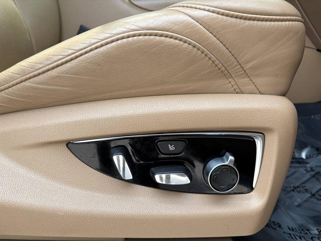 Cadillac Escalade 4WD 4dr Platinum 2018