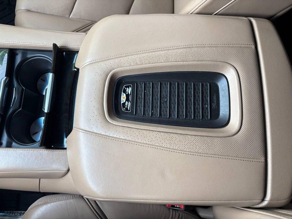Cadillac Escalade 4WD 4dr Platinum 2018