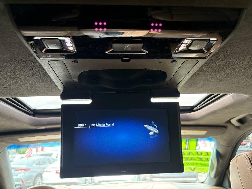 Cadillac Escalade 4WD 4dr Platinum 2018