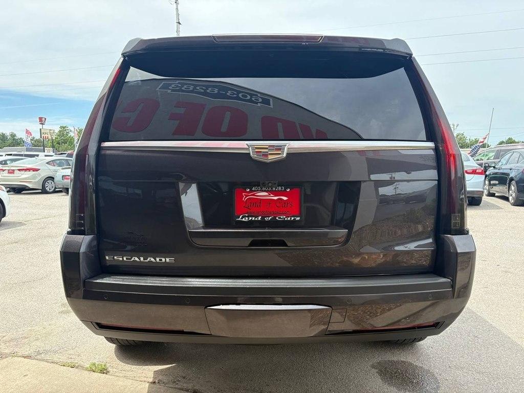 Cadillac Escalade 4WD 4dr Platinum 2018