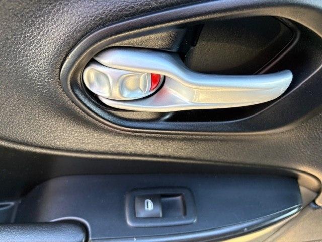 Jeep Cherokee 4WD 4dr Limited 2016