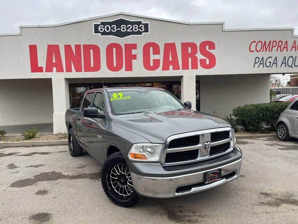 2009 Dodge Ram 1500 2WD Crew Cab 140.5" SLT