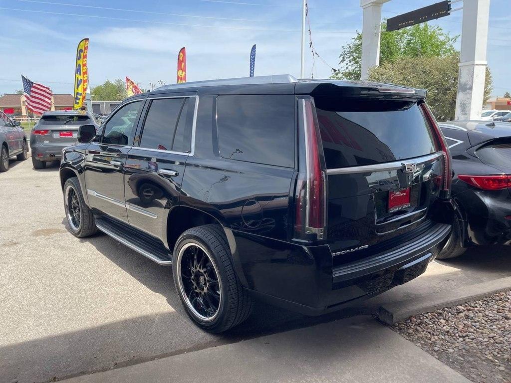 Cadillac Escalade 2WD 4dr Standard 2016
