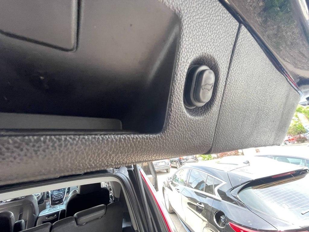 Cadillac Escalade 2WD 4dr Standard 2016