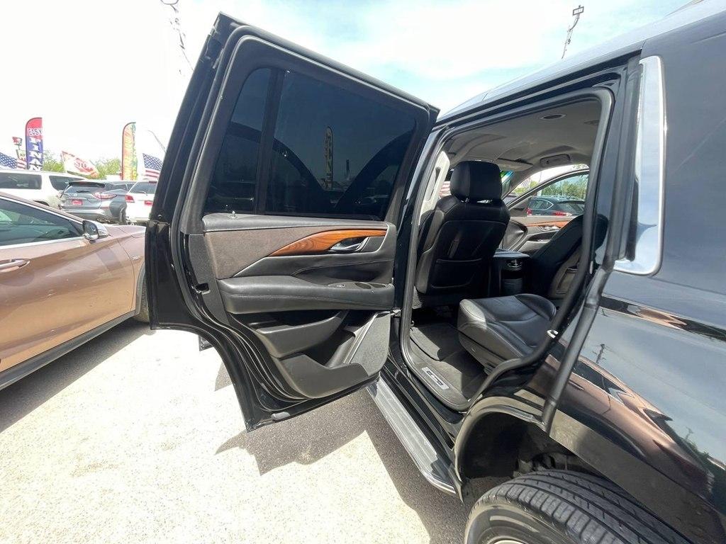 Cadillac Escalade 2WD 4dr Standard 2016