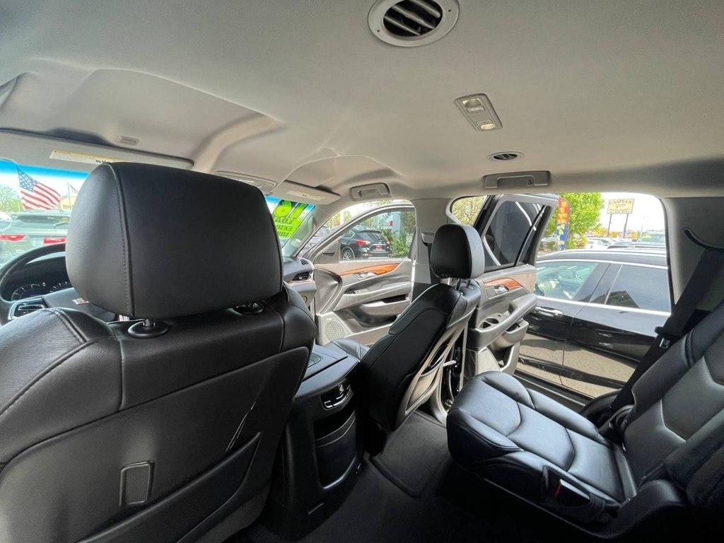 Cadillac Escalade 2WD 4dr Standard 2016