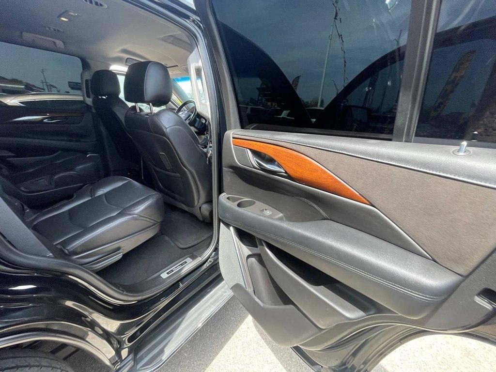Cadillac Escalade 2WD 4dr Standard 2016