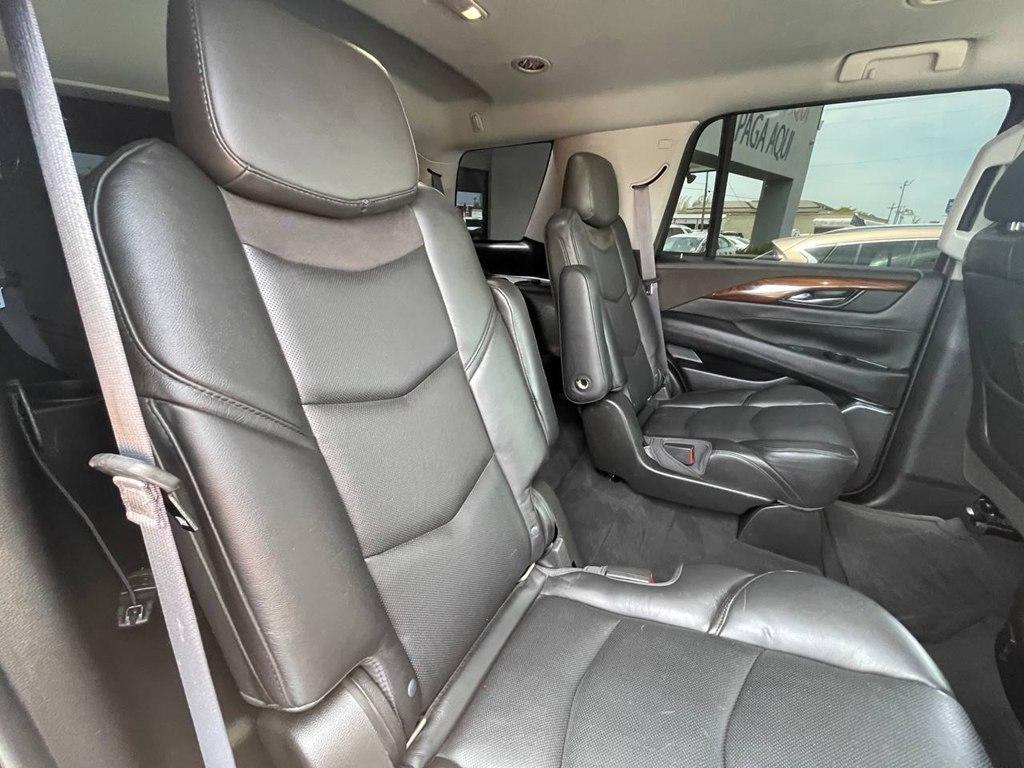Cadillac Escalade 2WD 4dr Standard 2016