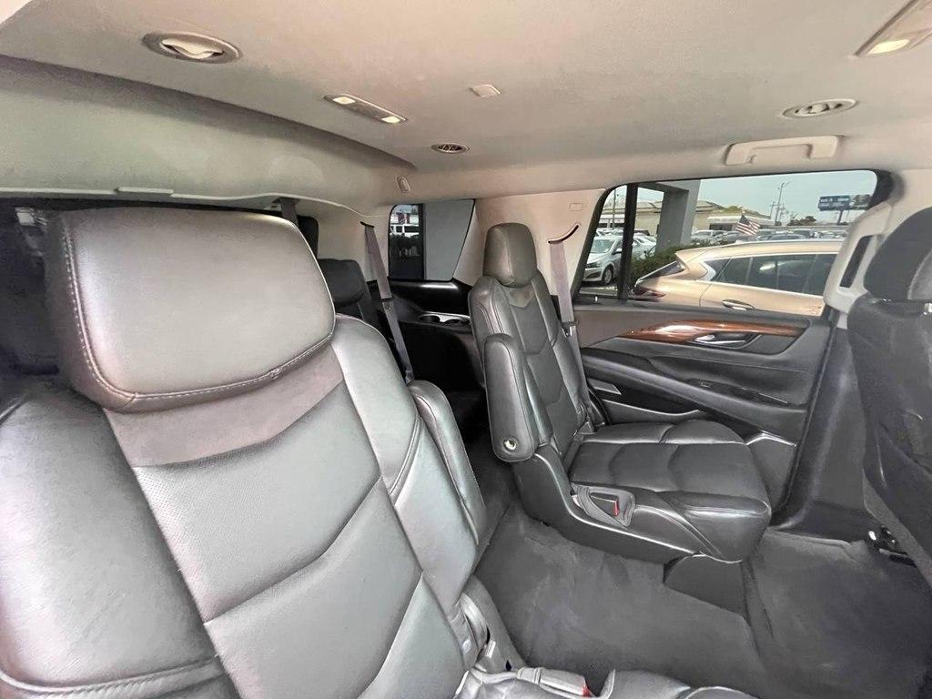 Cadillac Escalade 2WD 4dr Standard 2016