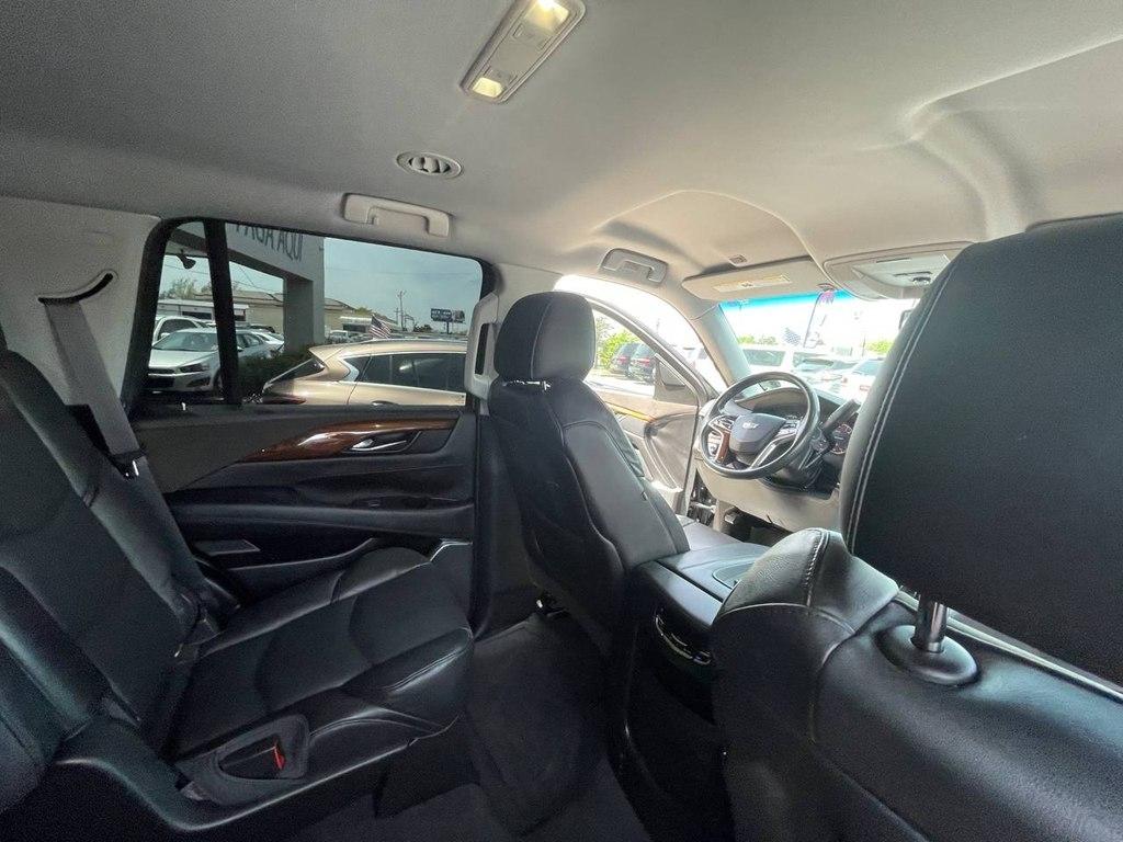 Cadillac Escalade 2WD 4dr Standard 2016