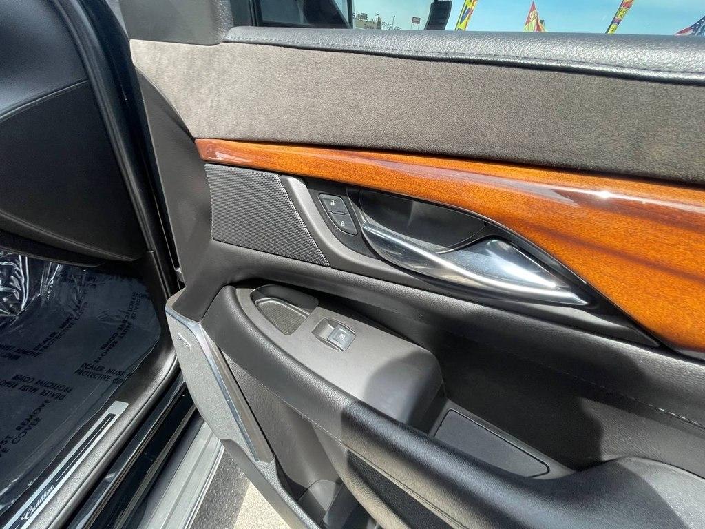 Cadillac Escalade 2WD 4dr Standard 2016