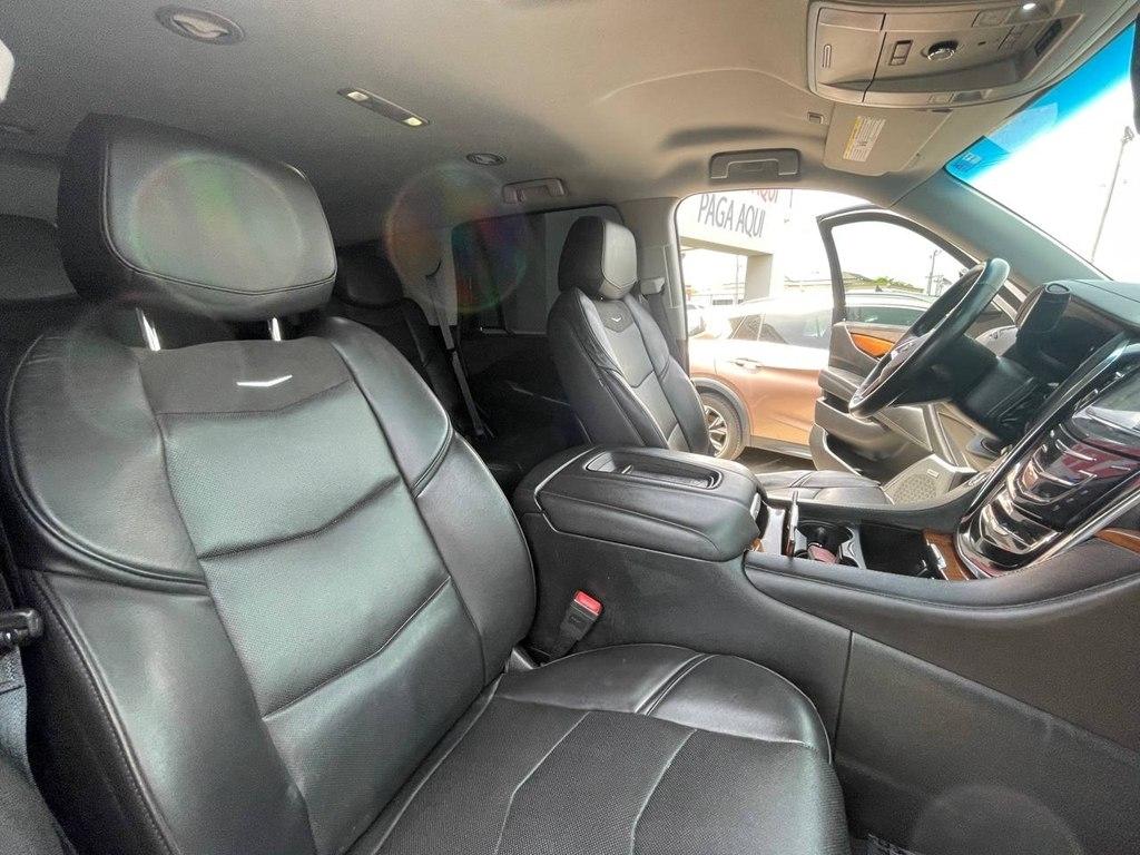 Cadillac Escalade 2WD 4dr Standard 2016