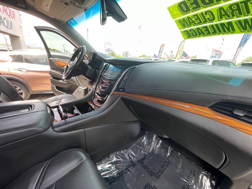Cadillac Escalade 2WD 4dr Standard 2016