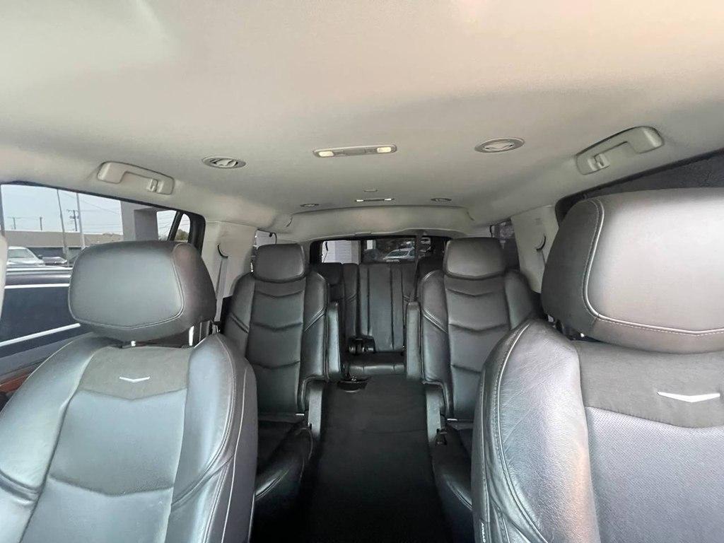 Cadillac Escalade 2WD 4dr Standard 2016