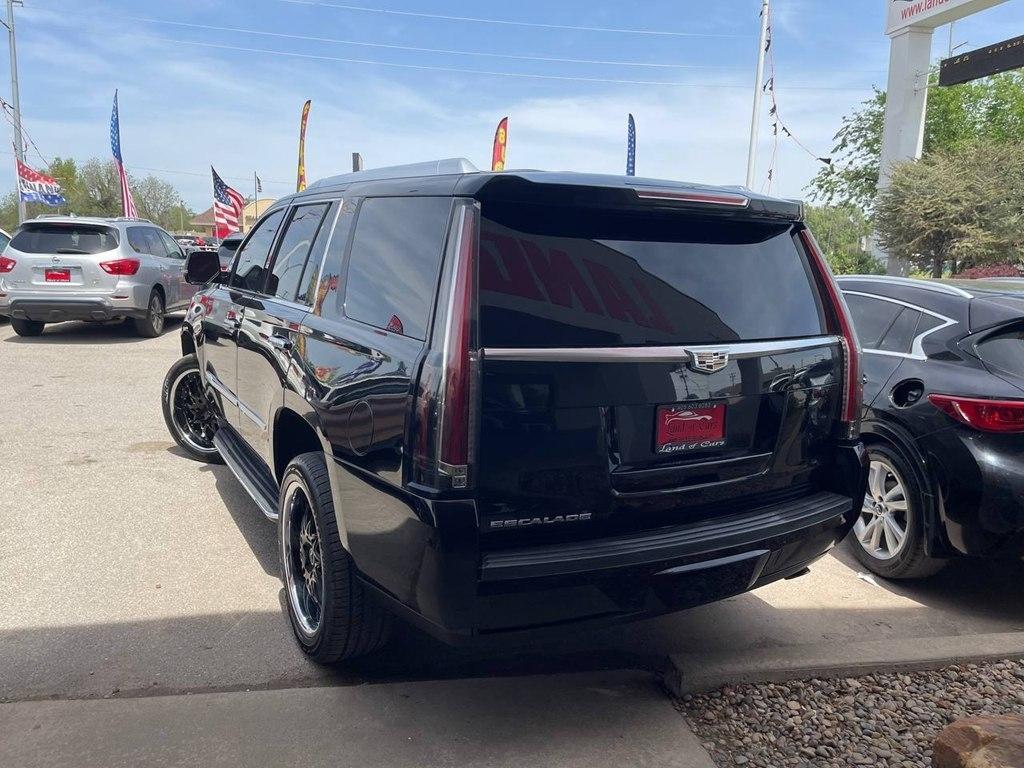 Cadillac Escalade 2WD 4dr Standard 2016