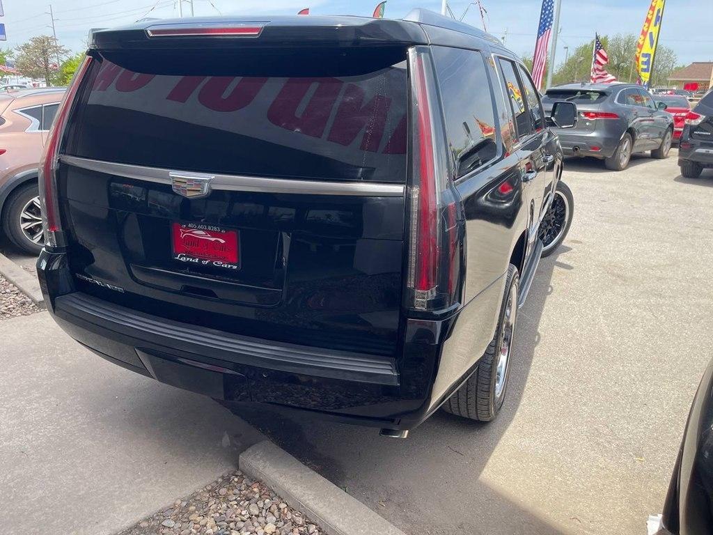 Cadillac Escalade 2WD 4dr Standard 2016