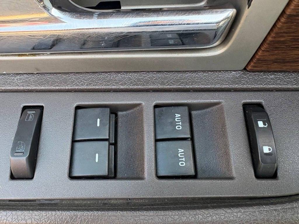 Ford F-150 4WD SuperCrew 145" King Ranch 2013