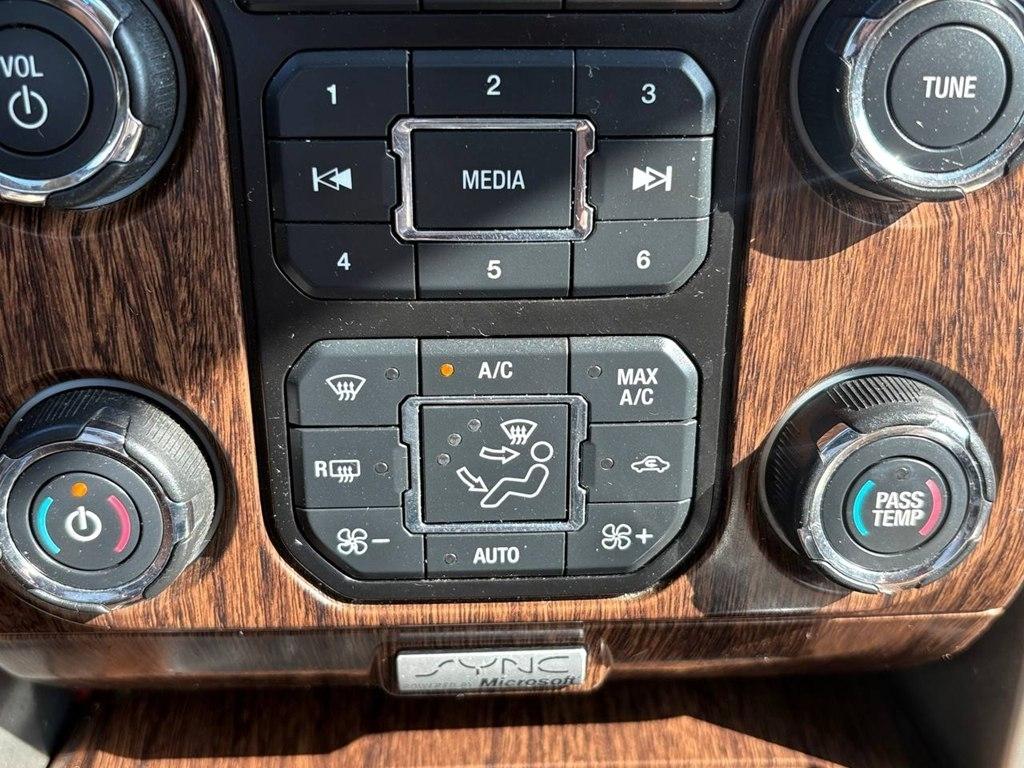 Ford F-150 4WD SuperCrew 145" King Ranch 2013