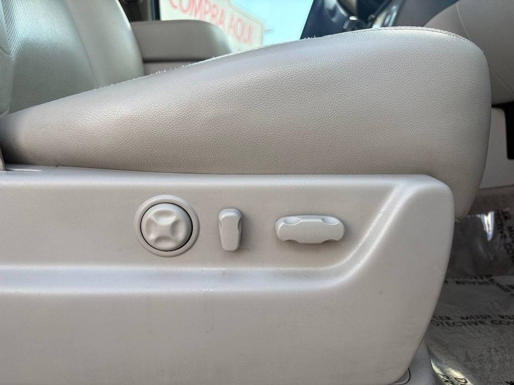 GMC Yukon 2WD 4dr 1500 SLT 2013