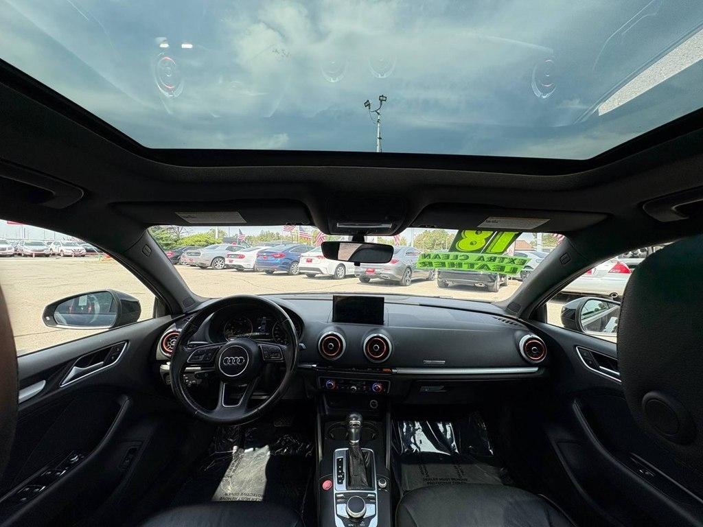 Audi A3 Sedan 2.0 TFSI Tech Premium FWD 2018