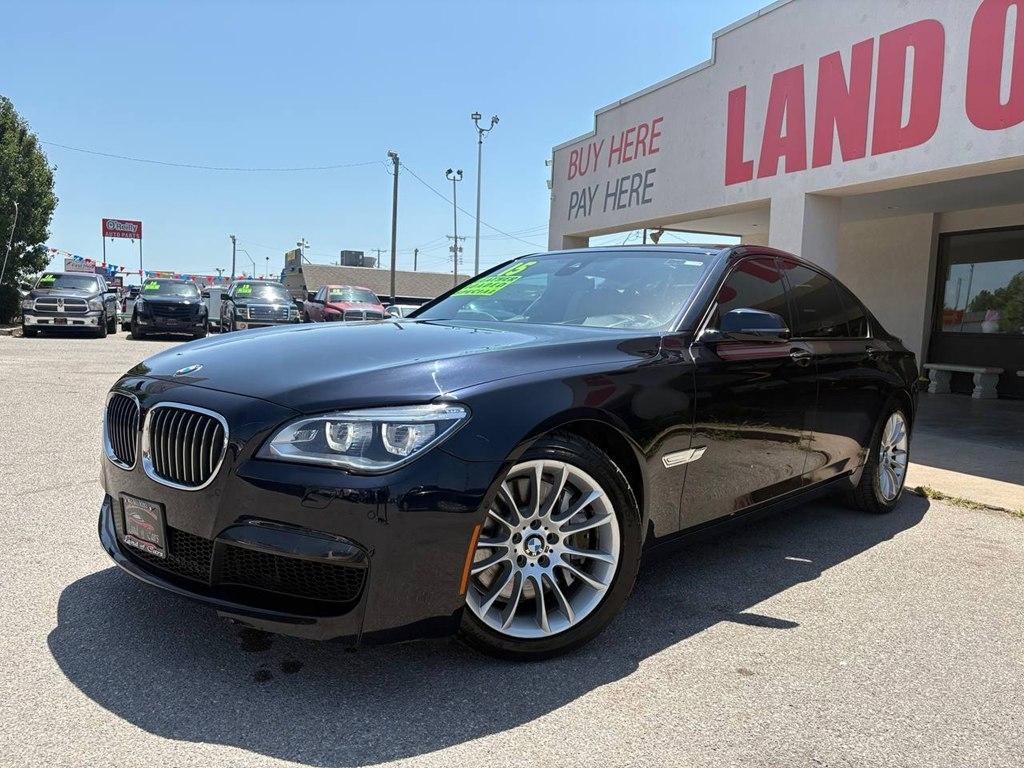 BMW 7 Series 4dr Sdn 750i xDrive AWD 2015