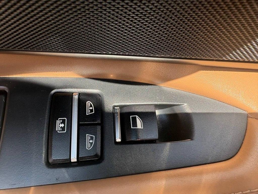 BMW 7 Series 4dr Sdn 750i xDrive AWD 2015