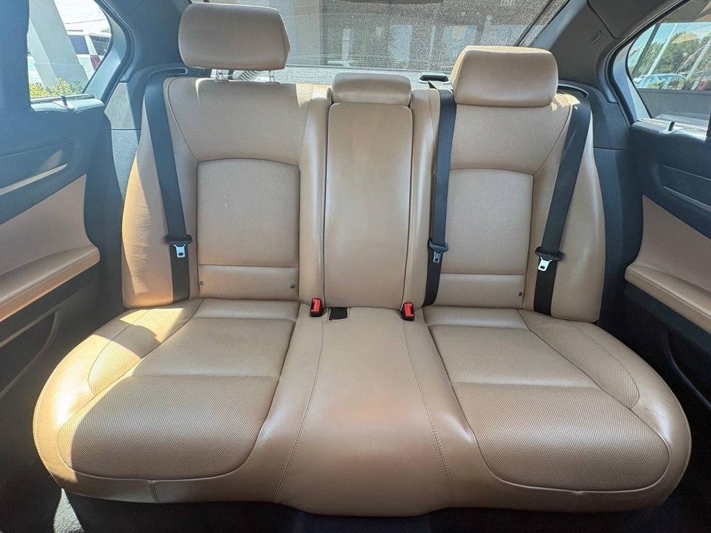 BMW 7 Series 4dr Sdn 750i xDrive AWD 2015