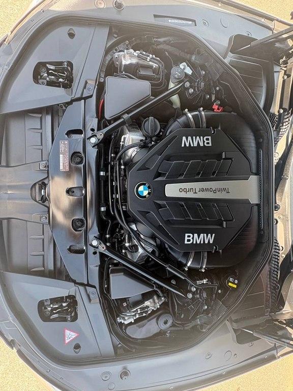 BMW 7 Series 4dr Sdn 750i xDrive AWD 2015