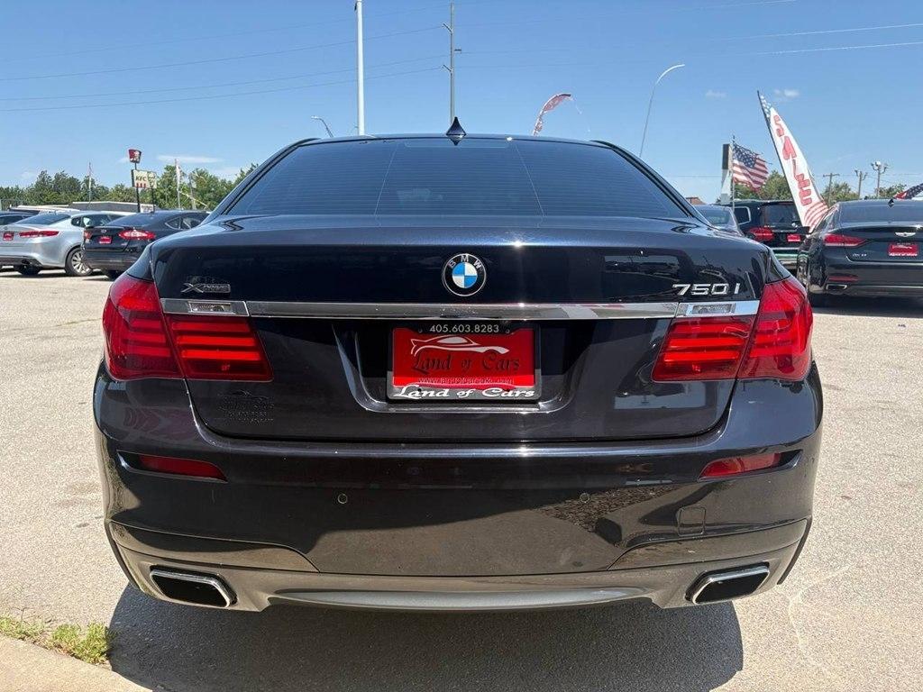 BMW 7 Series 4dr Sdn 750i xDrive AWD 2015