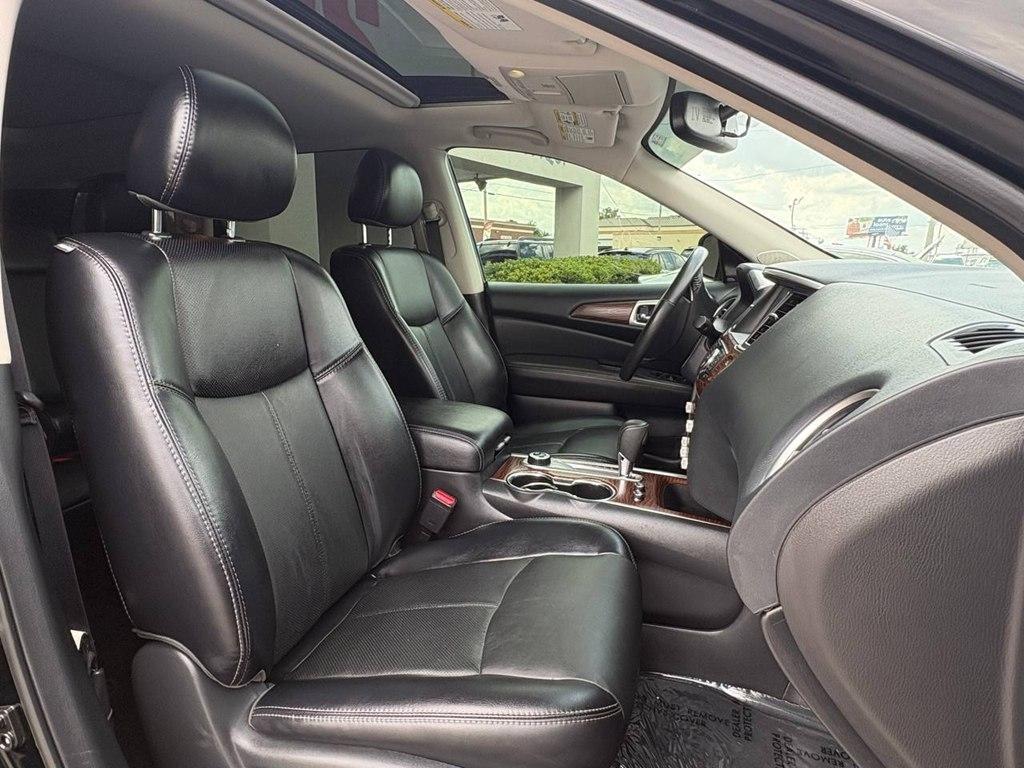 Nissan Pathfinder 4x4 Platinum 2020