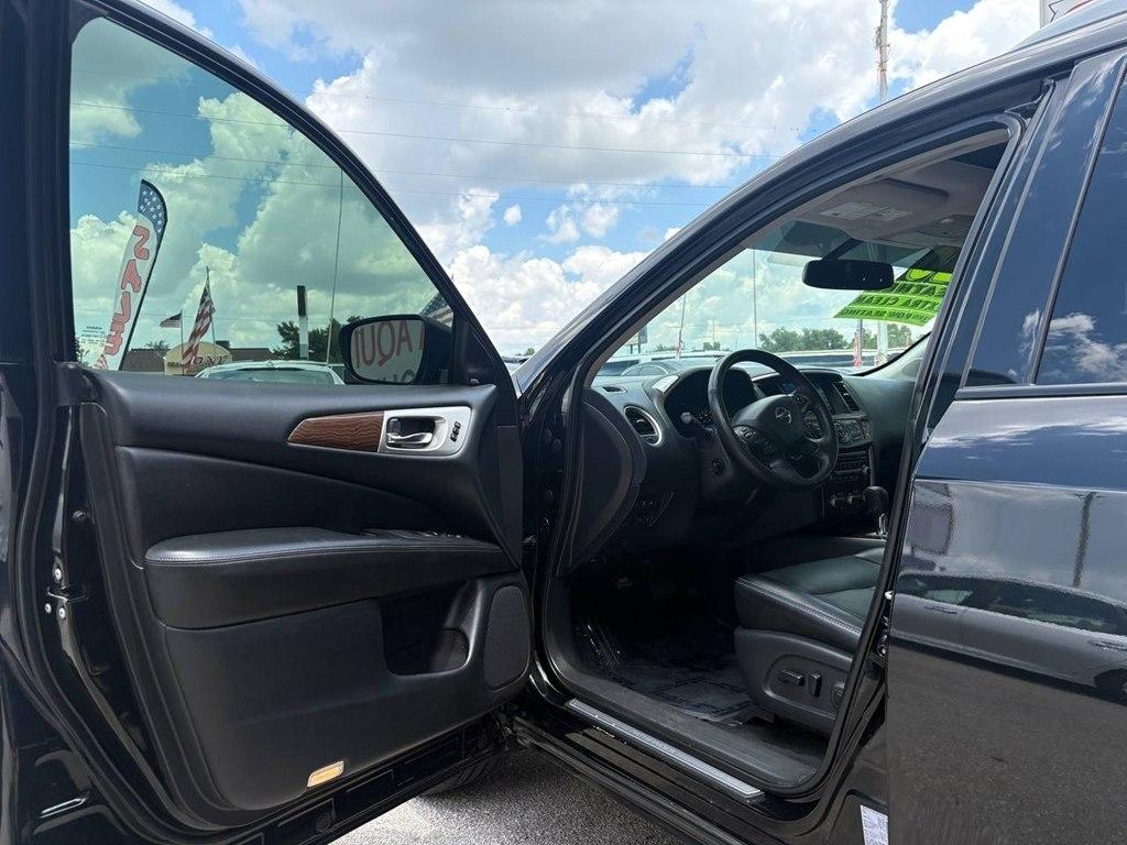 Nissan Pathfinder 4x4 Platinum 2020