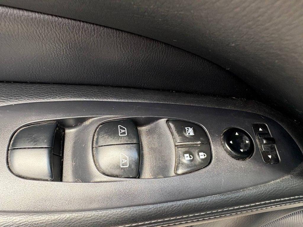 Nissan Pathfinder 4x4 Platinum 2020