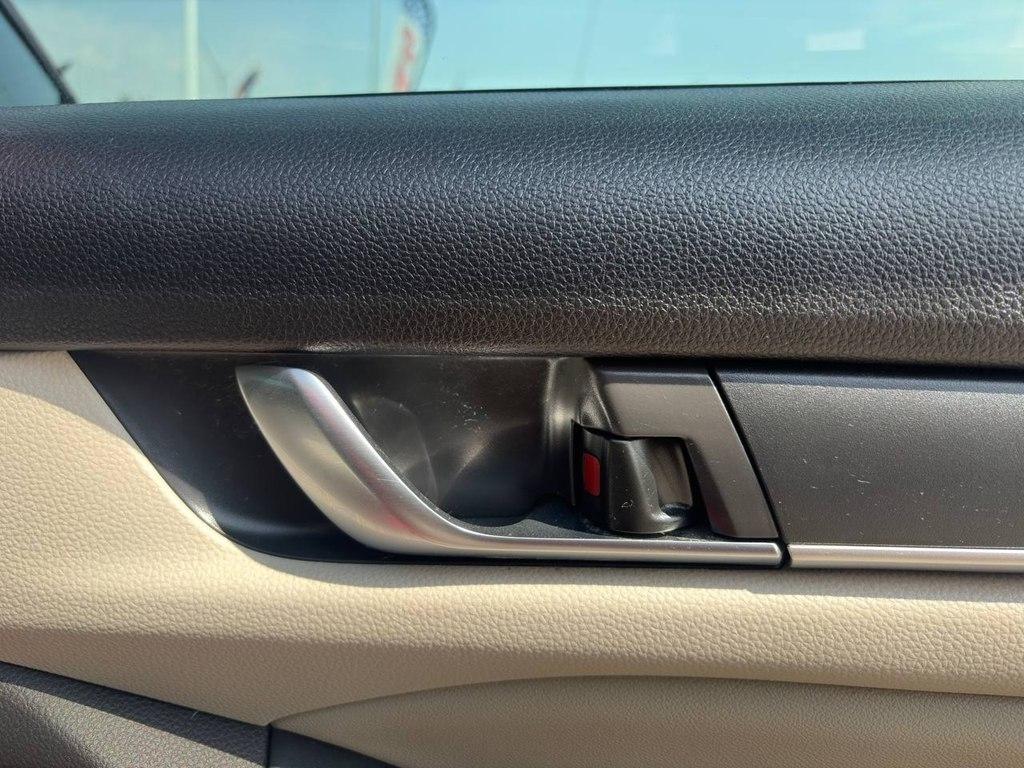 Honda Accord Sedan LX 1.5T CVT 2019