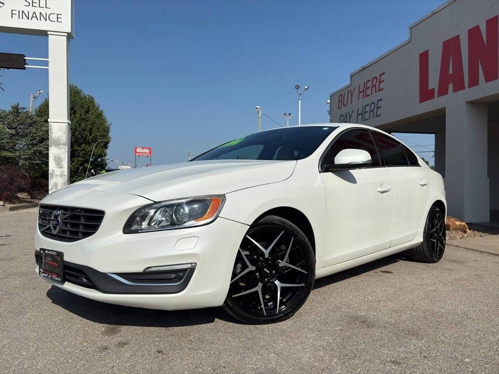 Volvo S60 2015.5 4dr Sdn T5 Drive-E Platinum FWD 2015
