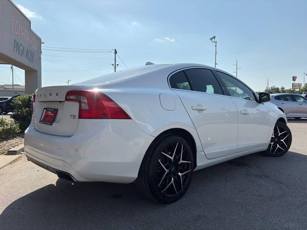 Volvo S60 2015.5 4dr Sdn T5 Drive-E Platinum FWD 2015