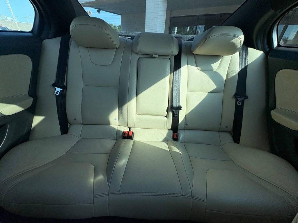 Volvo S60 2015.5 4dr Sdn T5 Drive-E Platinum FWD 2015