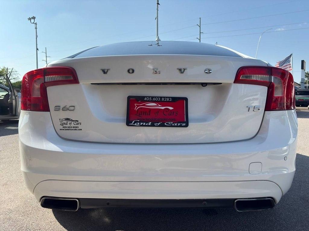 Volvo S60 2015.5 4dr Sdn T5 Drive-E Platinum FWD 2015