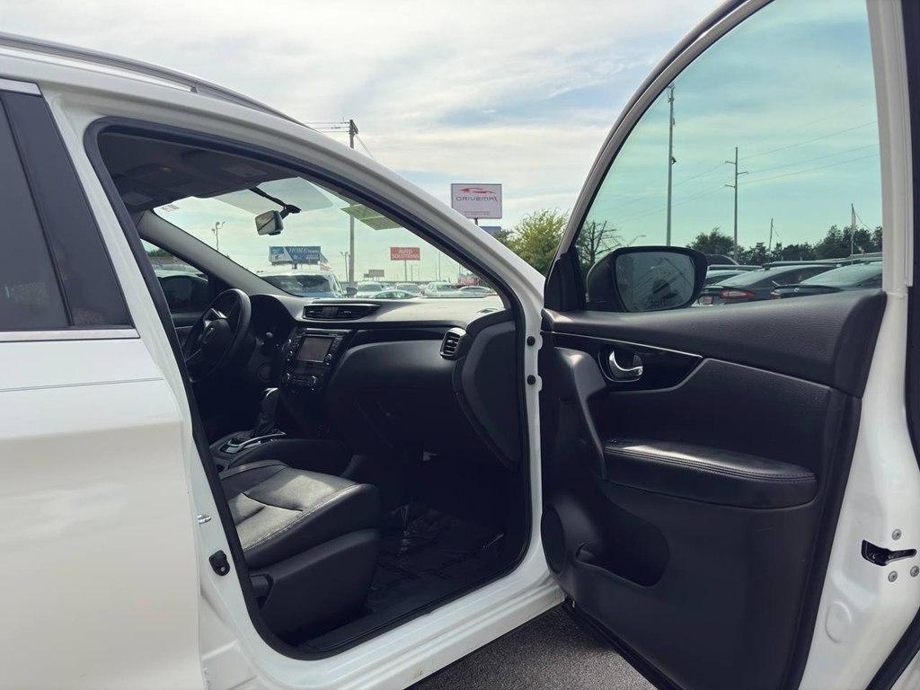 Nissan Rogue Sport FWD SL 2017