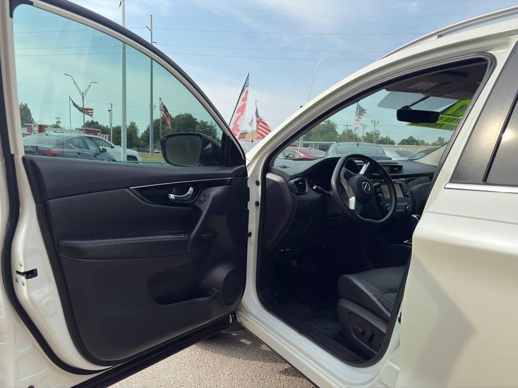 Nissan Rogue Sport FWD SL 2017