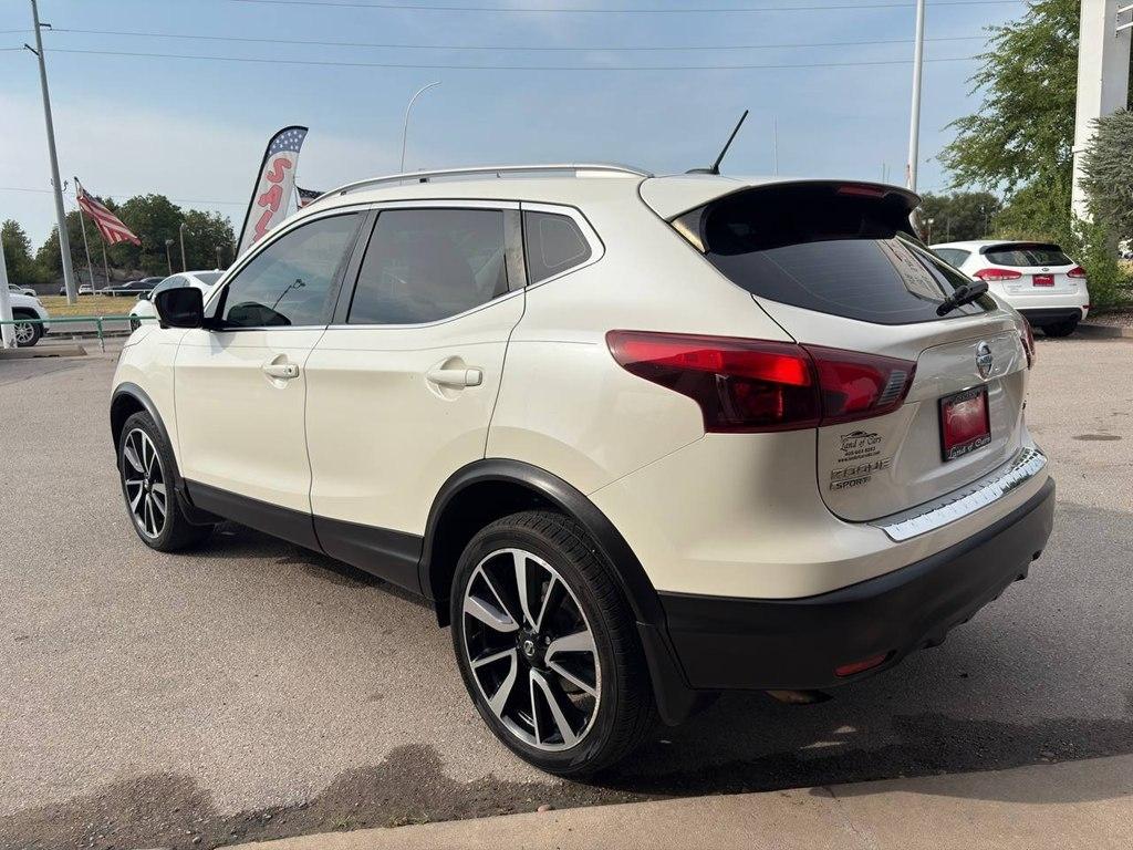 Nissan Rogue Sport FWD SL 2017
