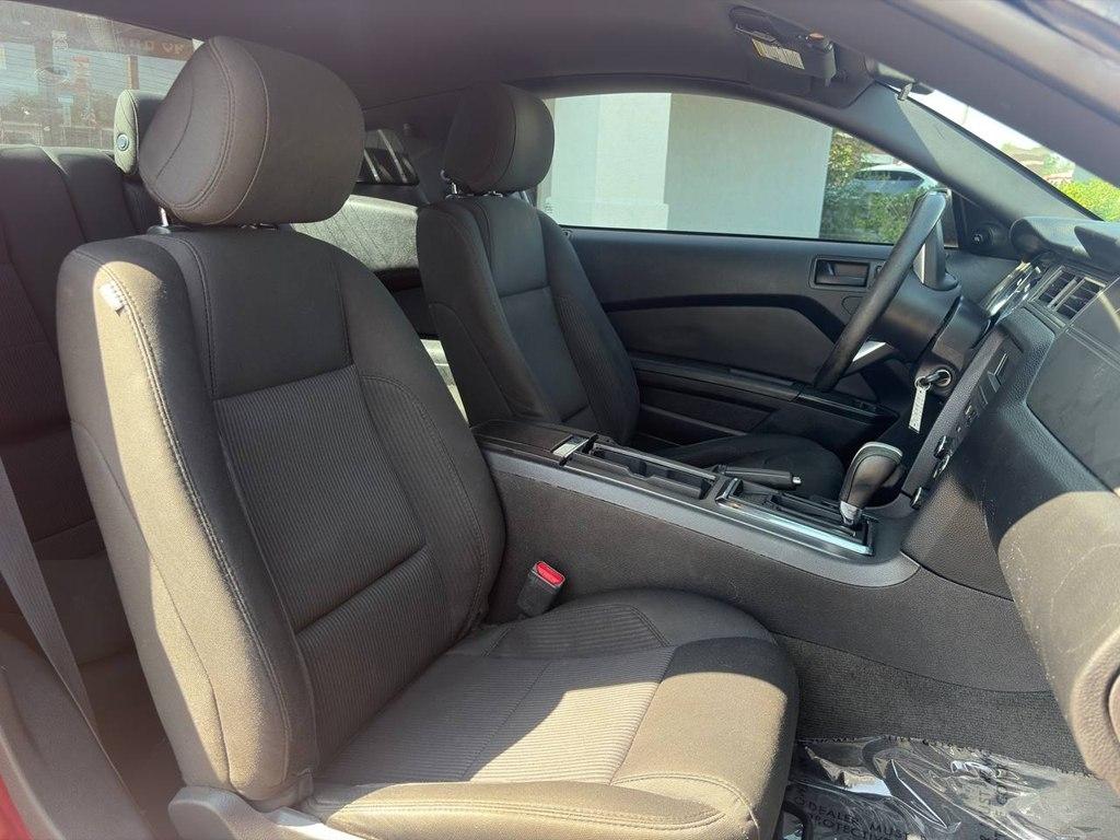 Ford Mustang 2dr Cpe V6 2014
