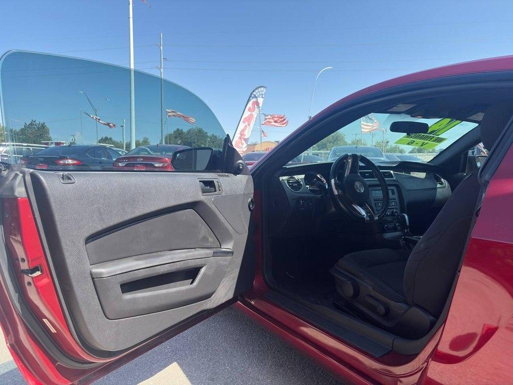 Ford Mustang 2dr Cpe V6 2014