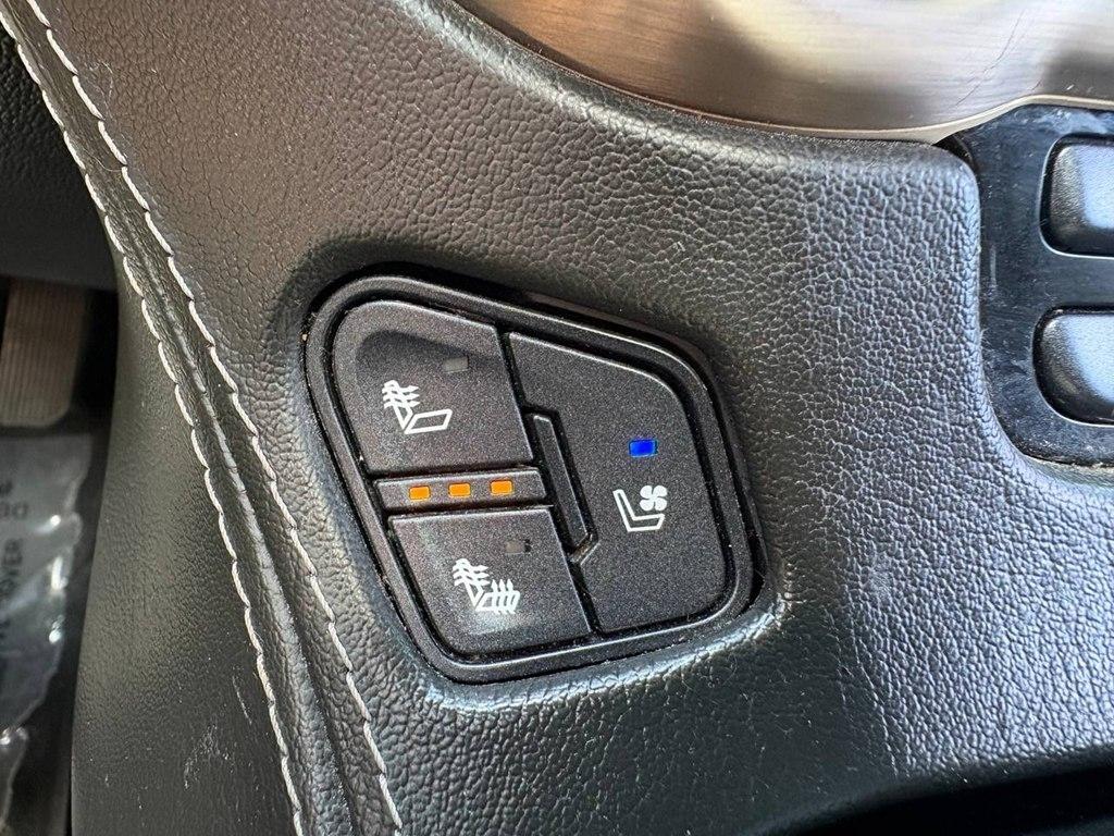 GMC Yukon XL 2WD 4dr Denali 2017