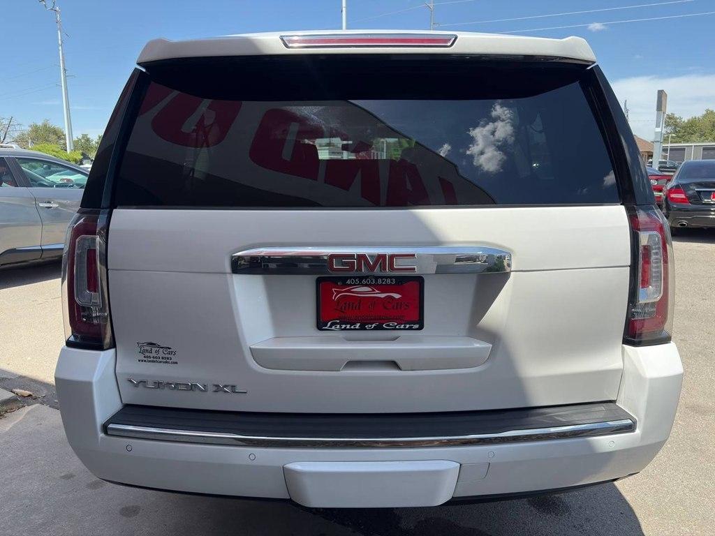 GMC Yukon XL 2WD 4dr Denali 2017