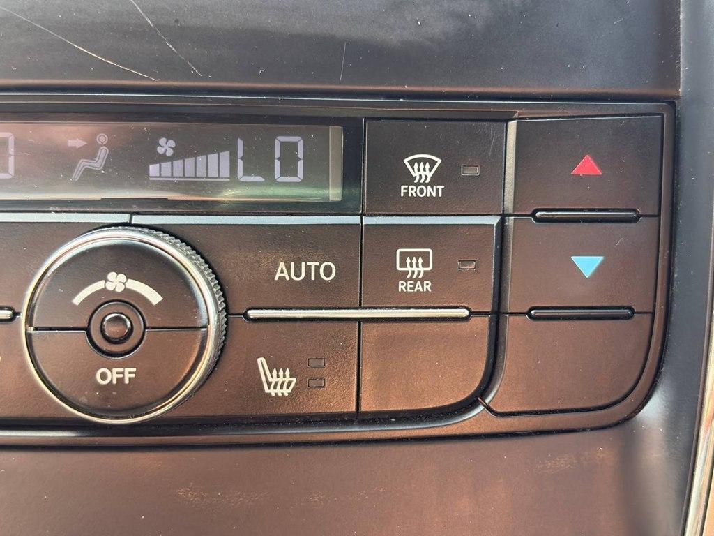 Jeep Grand Cherokee 4WD 4dr Laredo 2011