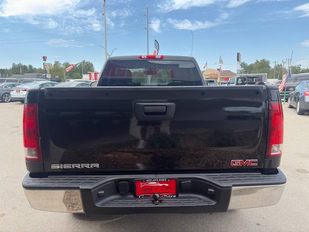 GMC Sierra 1500 2WD Reg Cab 119.0" Work Truck 2009